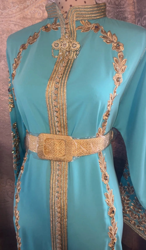 Caftan Bleu Clair Orné de Broderie Tarz Rabati